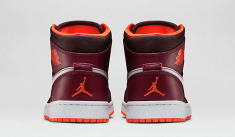 Air Jordan 1 Mid 