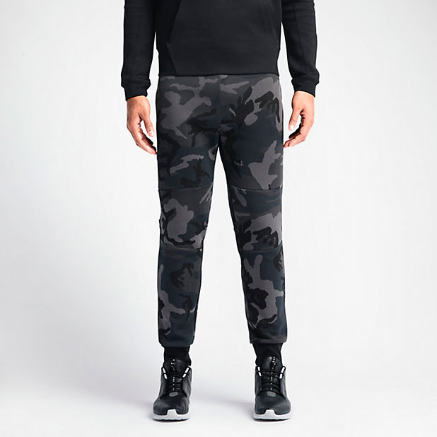 Nike Tech Fleece Camo Pant | SportFits.com