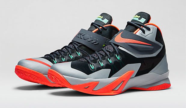 NIKE ZOOM SOLDIER VIII PRM　JORDAN　DUNK Nike Zoom LeBron Soldier 8 USA for Sale | Authenticity