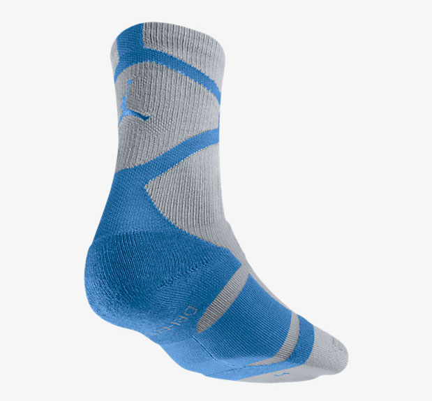 Jordan Socks to Wear with the Air Jordan 7 French Blue | SportFits.com