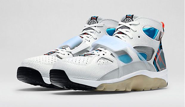 Nike Air Trainer Huarache Premium Super Bowl | SportFits.com display picture 1