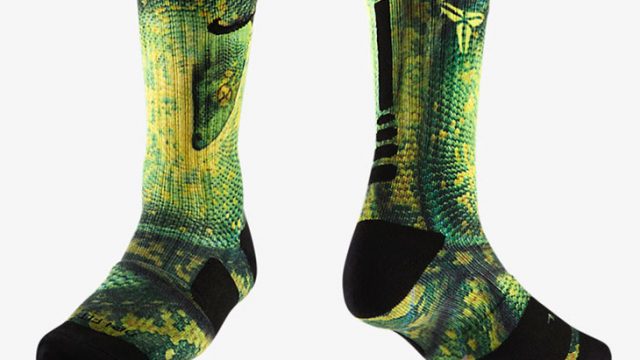 nike-kobe-10-green-vino-socks