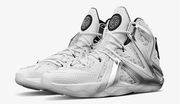 nike-lebron-12-elite-x-pigalle-1