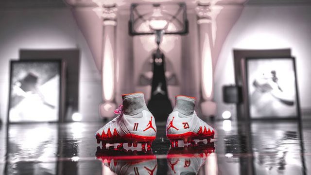 neymar-jordan-hypervenom-ii-white-red