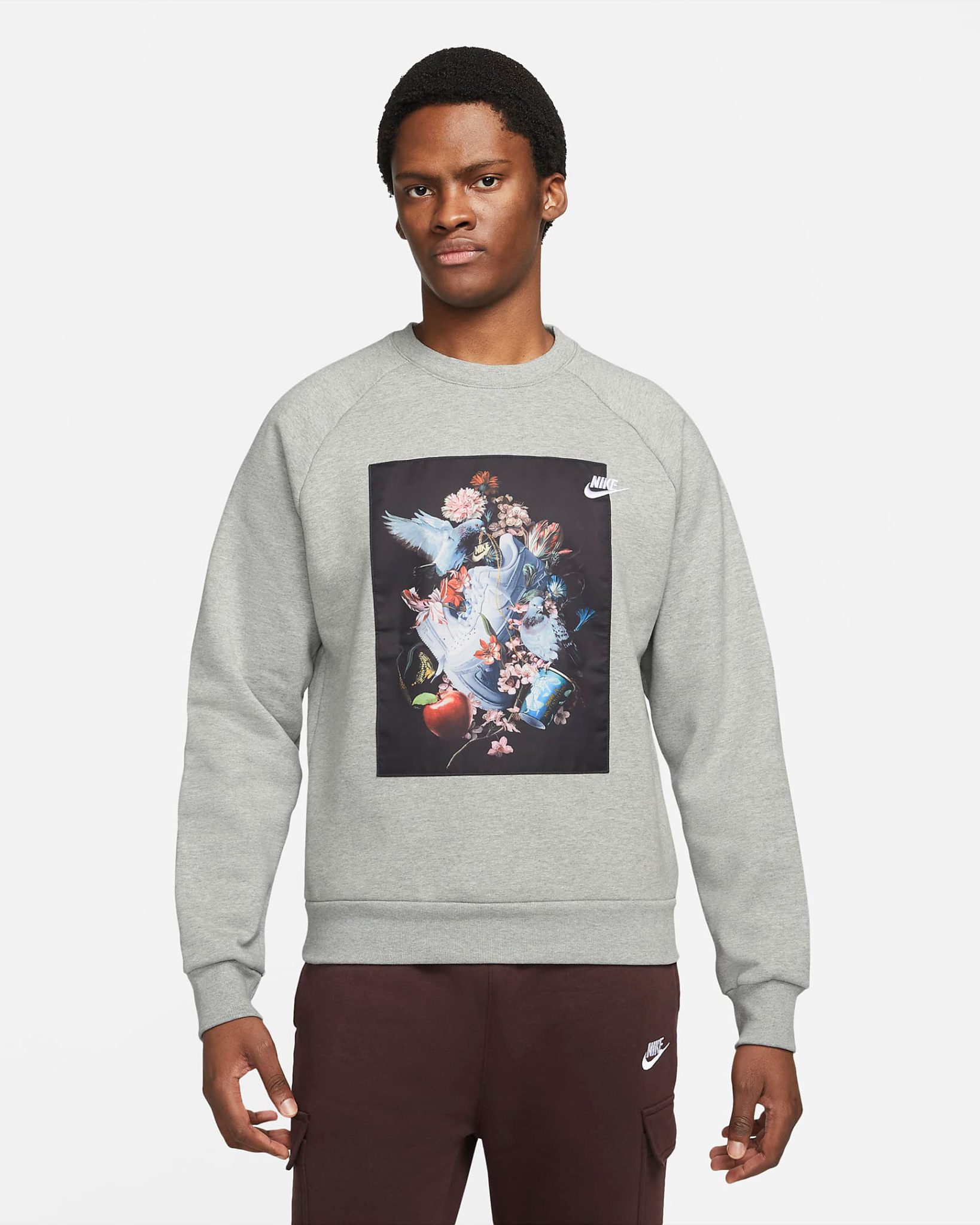 nike masterpiece crew sweat