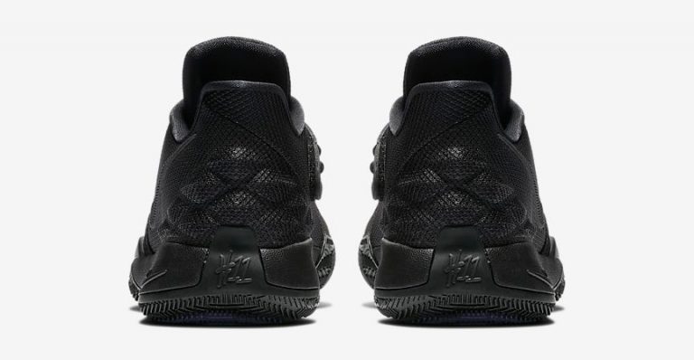 kyrie low 1 triple black