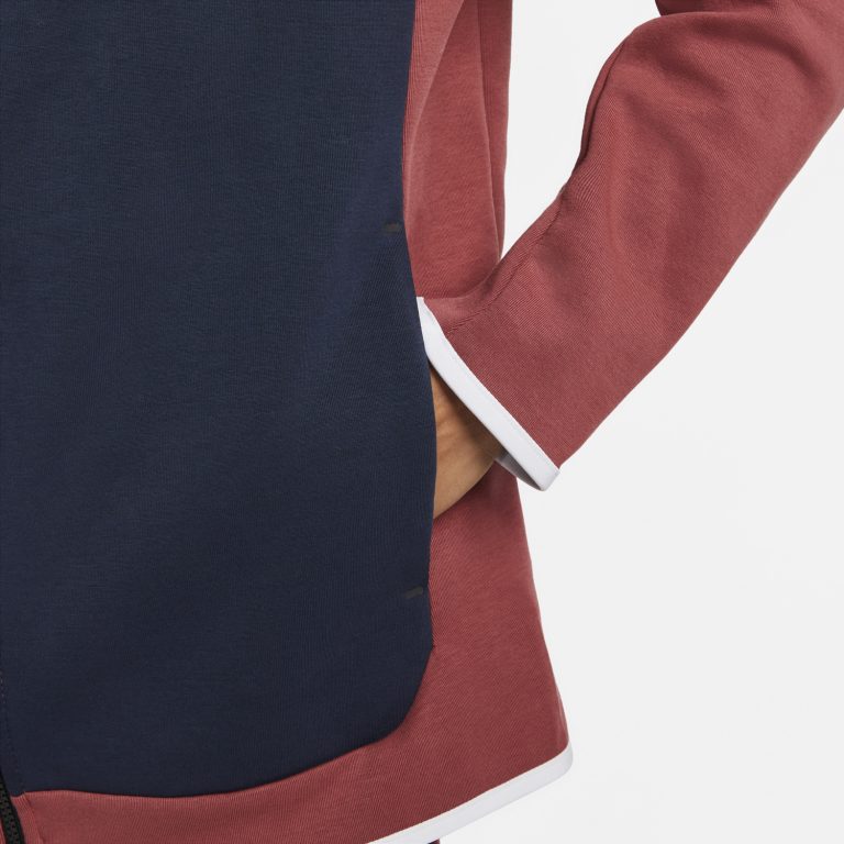 Nike Tech Fleece Hoodie and Pants in Cedar Obsidian