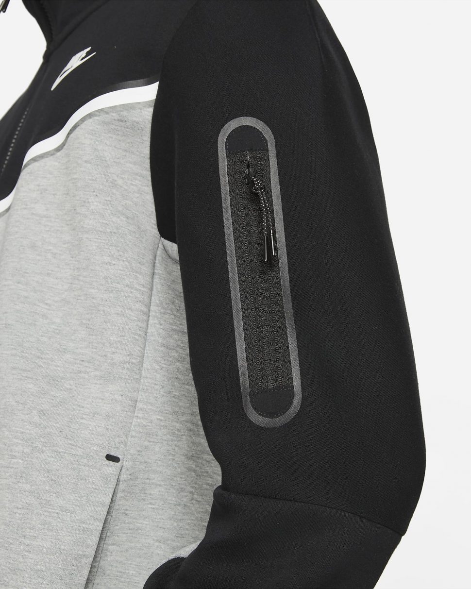 Nike Sportswear Tech Fleece Hoodie and Joggers Available in Black/Dark